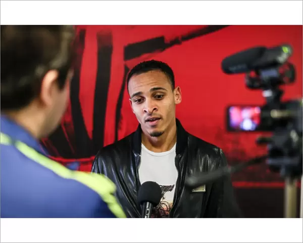 Peter Odemwingie signs for Stoke City