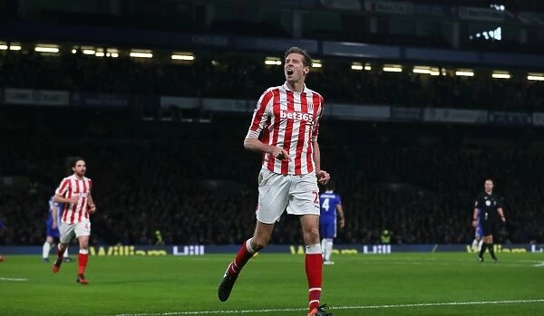 4-2 Chelsea Victory: Bruno Martins Indi and Peter Crouch Score for Stoke at Stamford Bridge (Premier League, December 31, 2016)