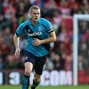 Clash of the Championship Contenders: Southampton vs Stoke City (October 25, 2014)