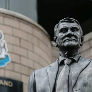 Season 2017-18 Collection: Newcastle United v Stoke City