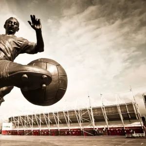 Sir Stanley Matthews Statue