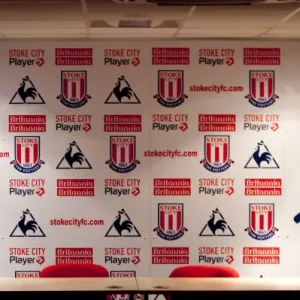 Season 2009-10 Collection: Stoke City v Burnley