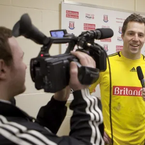 Season 2010-11 Collection: Stoke City v West Ham