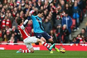 Images Dated 14th January 2015: Arsenal vs Stoke City: Clash at The Emirates - January 10, 2015