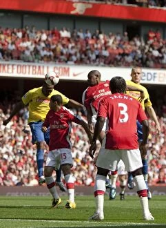 Images Dated 24th May 2009: Arsenal vs. Stoke City: Clash of Titans (May 24, 2009)