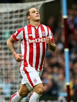 Images Dated 9th October 2015: Aston Villa v Stoke City