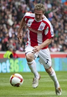 Images Dated 16th May 2009: The Championship Title Decider: Stoke City vs. Wigan (2008-2009)