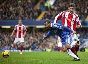 Images Dated 17th January 2009: Chelsea vs Stoke City: Clash at the Bridge (January 17, 2009)
