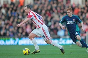 Charlie Adam Collection: Clash of the Championship Contenders: Stoke City vs Sunderland (October 27, 2012)