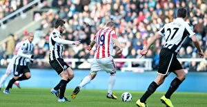 Newcastle United v Stoke City Collection: Clash of the Magpies and Potters: Newcastle United vs Stoke City (March 10, 2013)