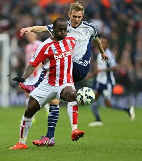Images Dated 16th March 2015: Clash of the Midland Giants: West Bromwich Albion vs. Stoke City (March 14, 2015)