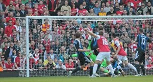 Arsenal v Stoke City Collection: Clash of the Titans: Arsenal vs Stoke City (October 23, 2011)