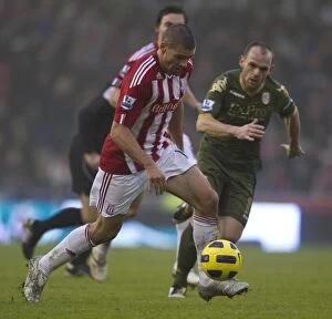 Stoke City v Fulham Collection: Decisive Clash: Stoke City vs Fulham at Bet365 Stadium (28.12.2010)