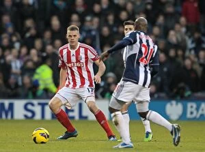 Images Dated 1st December 2012: Decisive Clash: West Bromwich Albion vs. Stoke City (1st December 2012)