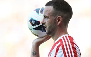 Marc Wilson Collection: Football Rivalry Unfolds: Reading vs Stoke City (18th August 2012)