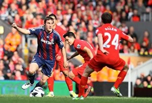 Liverpool v Stoke City Collection: Manchester United vs Stoke City: Clash at Old Trafford - October 20, 2012