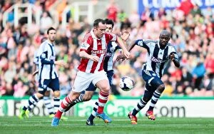 Stoke City v West Bromwich Albion Collection: October Showdown: Stoke City vs. West Bromwich Albion (2013)