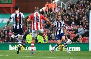 Stoke City v West Bromwich Albion Collection: October Showdown: Stoke City vs. West Bromwich Albion (2013)
