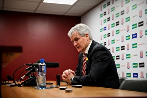 Images Dated 25th March 2015: Press Conference