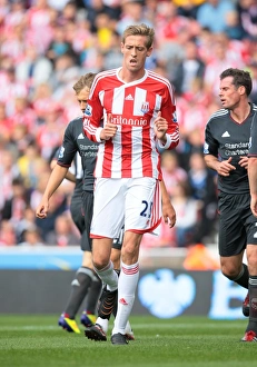 Peter Crouch Collection: Stoke City v Liverpool