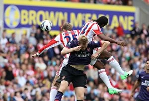Images Dated 26th August 2012: Stoke City vs Arsenal Clash: August 26, 2012 - Bet365 Stadium