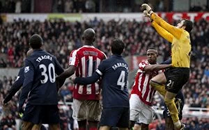 Stoke City v Arsenal Collection: Stoke City vs Arsenal: Clash at the Britannia (January 24, 2010)