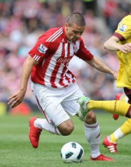 Images Dated 8th May 2011: Stoke City vs Arsenal Clash: May 8, 2011 - Bet365 Stadium