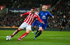 Images Dated 16th March 2015: Stoke City vs Everton: Clash at the Bet365 Stadium - March 4, 2015