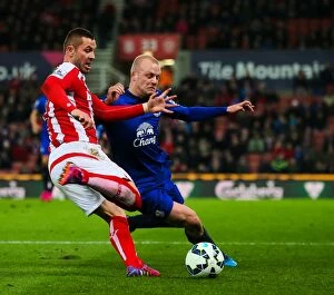 Images Dated 16th March 2015: Stoke City vs Everton: Clash at the Bet365 Stadium - March 4, 2015