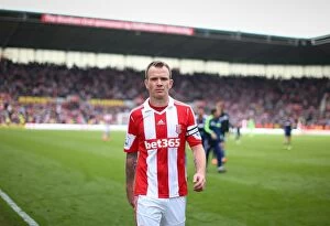 Images Dated 13th May 2014: Stoke City vs Fulham: Clash at the Bet365 Stadium (May 3, 2014)