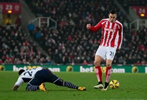 Images Dated 2nd January 2015: Stoke City vs. West Bromwich Albion: Clash at the Bet365 Stadium (December 28, 2014)