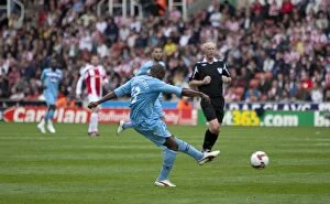 Images Dated 2nd May 2009: Stoke City vs. West Ham United: Clash at the Britannia Stadium - May 2, 2009