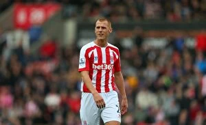 Steve Sidwell Collection: Stoke City vs. West Ham United: A Football Rivalry at Bet365 Stadium - November 1, 2014