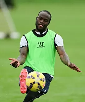 Victor Moses Gallery: Training at Stoke City