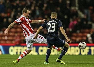 Stoke City v Manchester United Collection: Winter Clash: Stoke City vs Manchester United - December 18, 2013